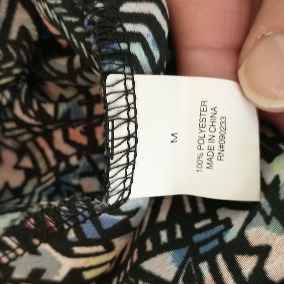 Kendall & Kylie, black print front double split Maxi skirt. M. - Picture 8 of 10